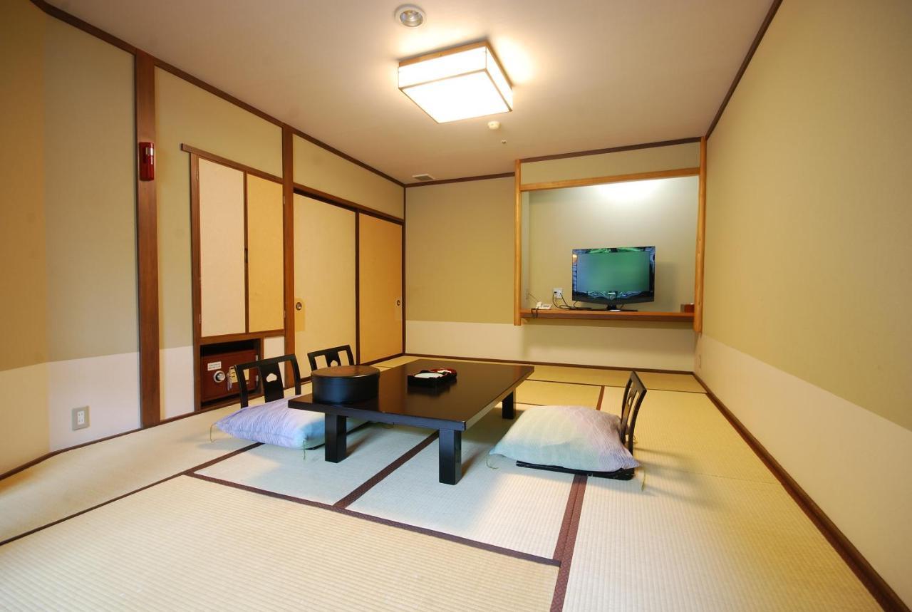 Hotel Okada Хаконе Экстерьер фото